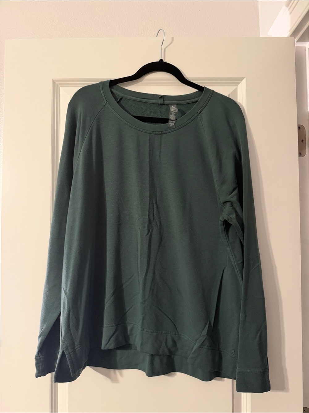 Lou & Grey Deep Green Crewneck Sweatshirt